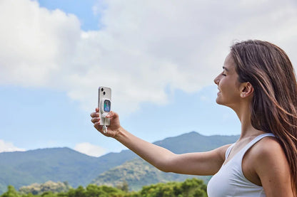 Founist Vlogmate Mini Magnetic Selfie Monitor – AMOLED Rear Camera Screen for iPhone 15/16/17